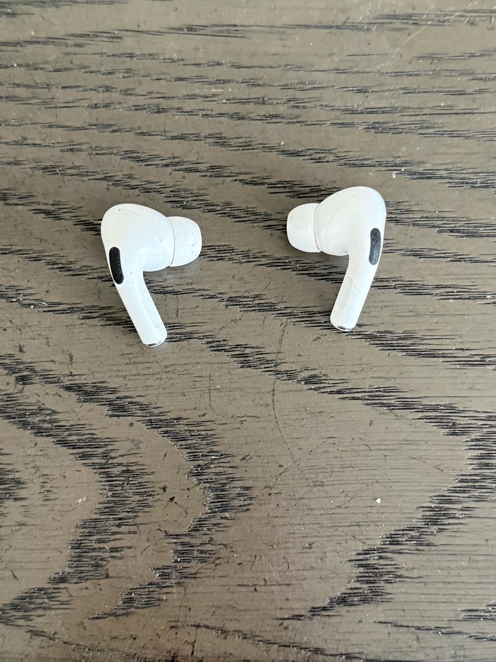 Apple White In-Ear Earbuds with Silicone Tips